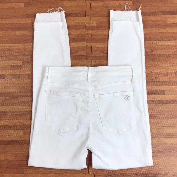 LOOK 👀 Black Orchid Miranda Off Step High Rise Skinny - Picture 4 of 12